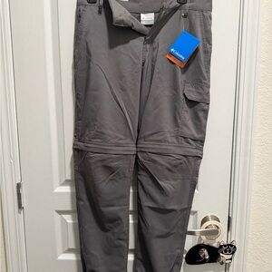 Columbia Women's Zip off convertible hiking Charcoal Cargo Pants